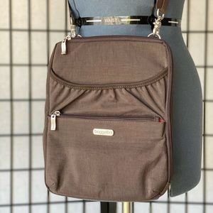 🧡🤎Baggallini Cafe Tablet Crossbody NWOT Cafe🤎🧡